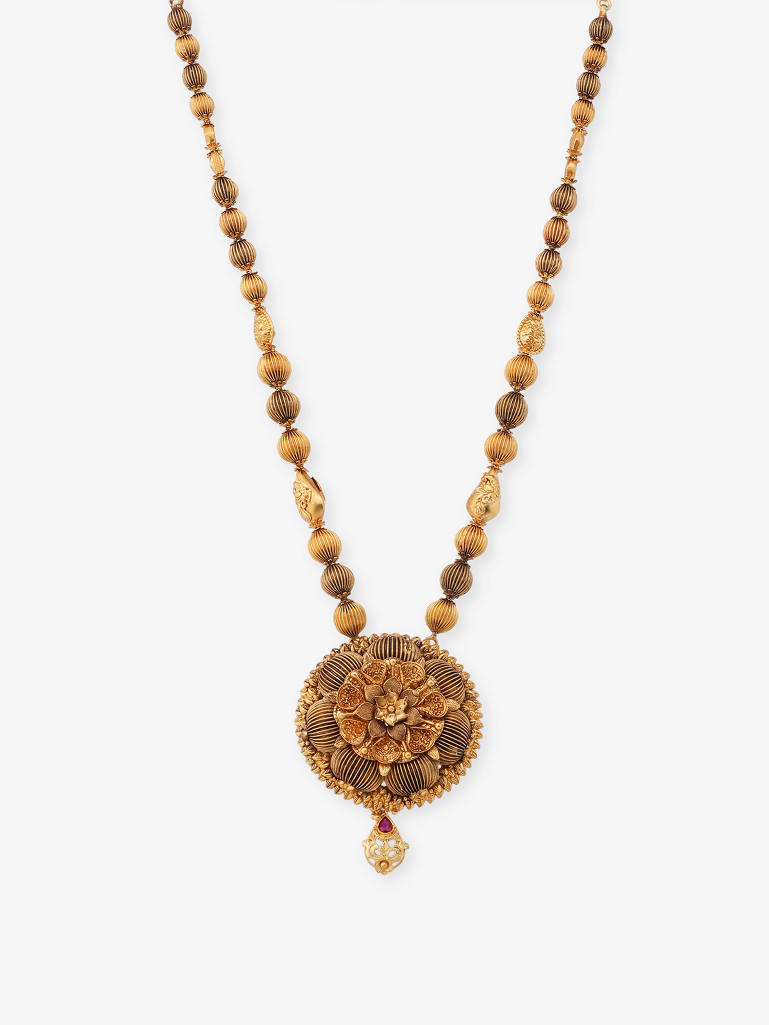 Close‑up of SIJA 925 silver Antique Gold Plated Beads Haram showing floral pendant detailing and handcrafted temple jewellery design