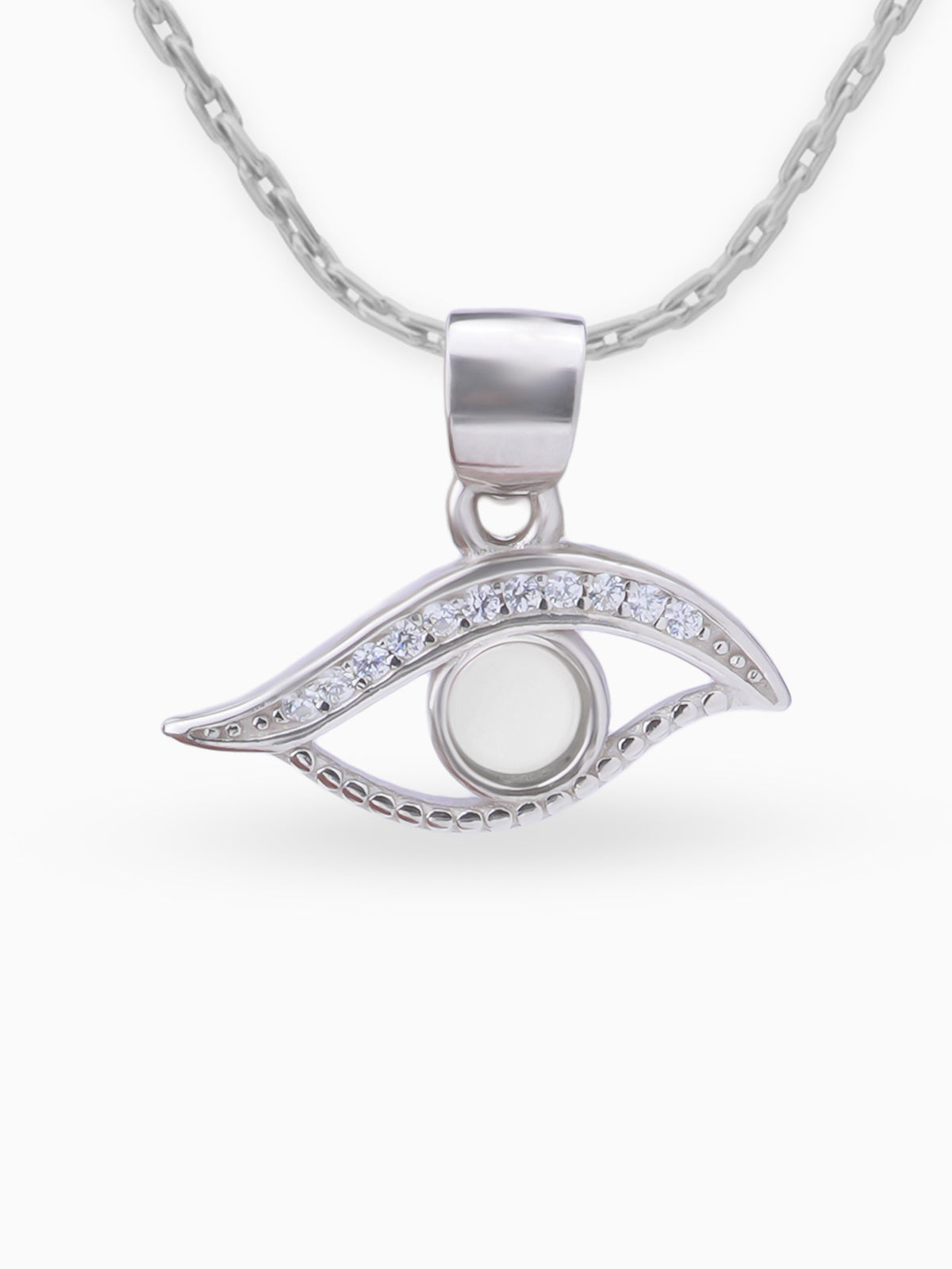 Close up SIJA 925 silver jewellery black white mystic eye pendant handcrafted premium design versatile accessory for everyday wear and special occasions