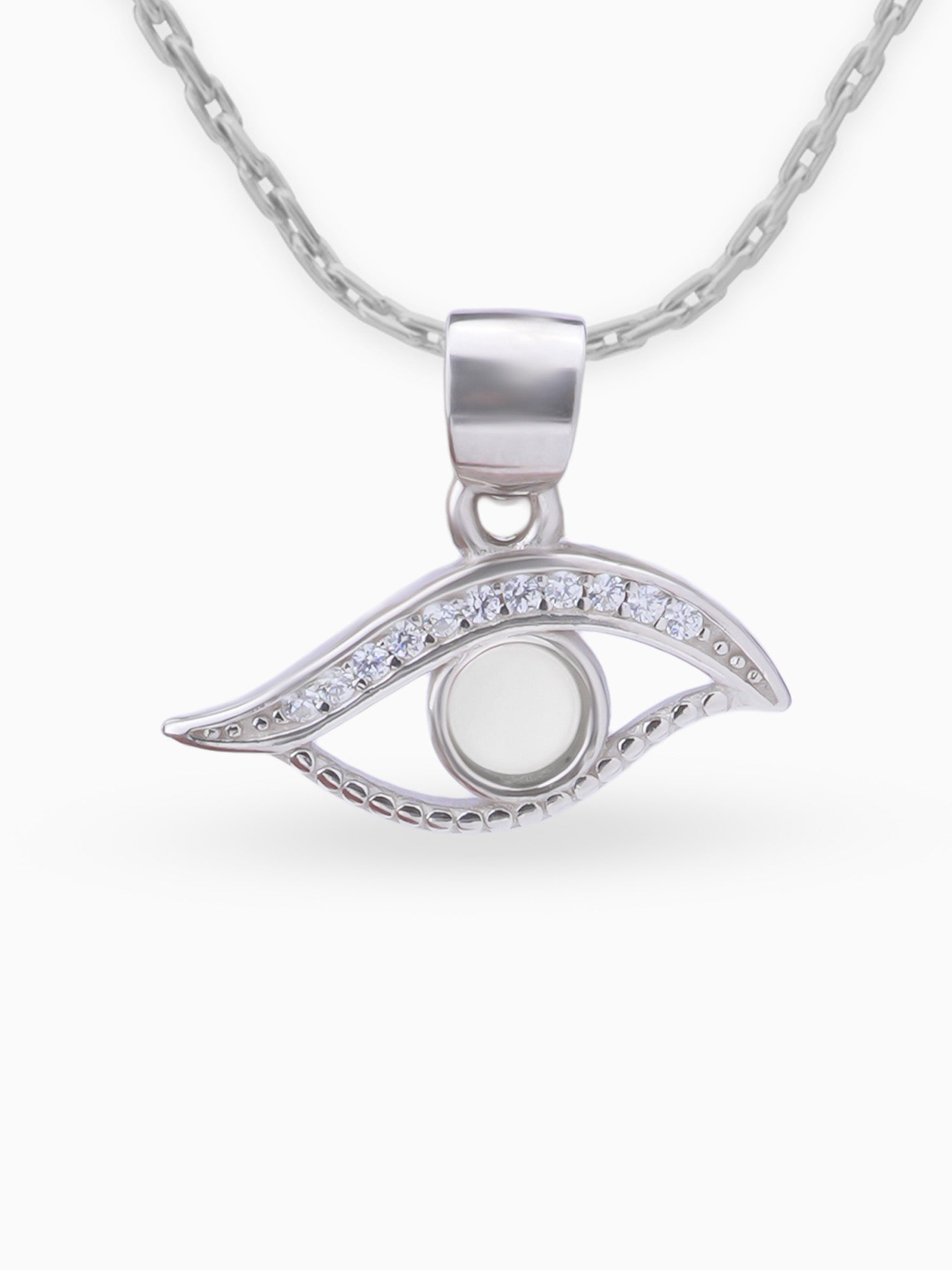 Close up SIJA 925 silver jewellery black white mystic eye pendant handcrafted premium design versatile accessory for everyday wear and special occasions