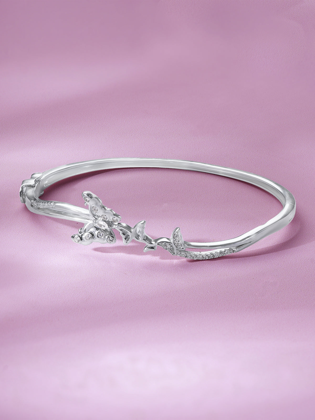 Close‑up of SIJA 925 Silver Butterfly Whisper Bracelet showing delicate butterfly charm detailing handcrafted sterling silver jewellery graceful accessory