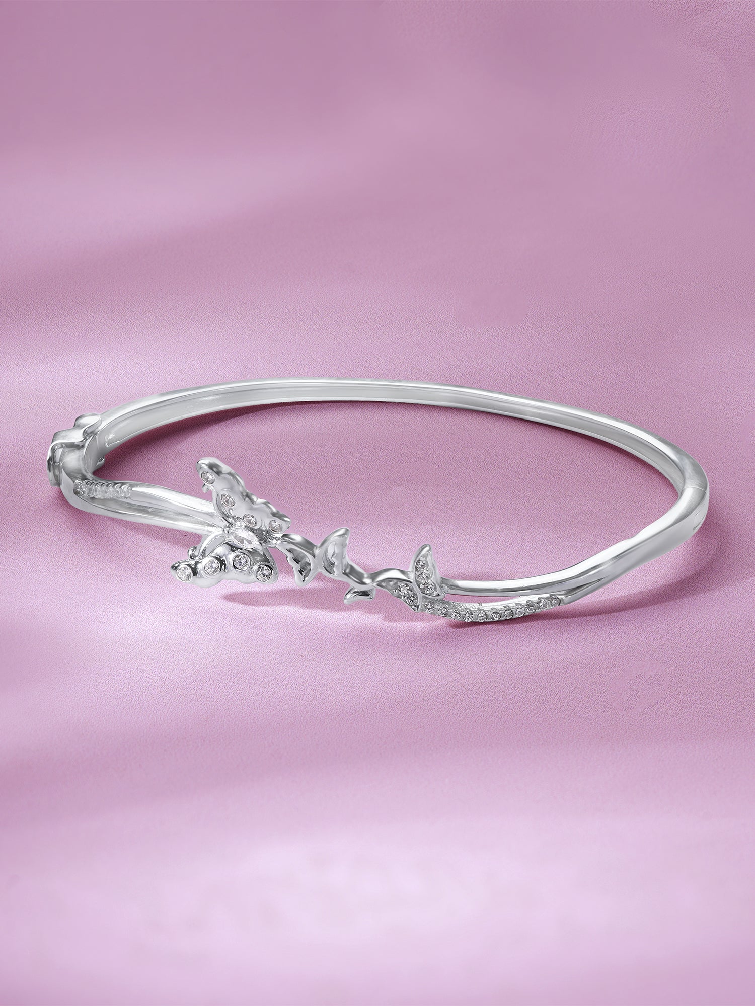 Close‑up of SIJA 925 Silver Butterfly Whisper Bracelet showing delicate butterfly charm detailing handcrafted sterling silver jewellery graceful accessory