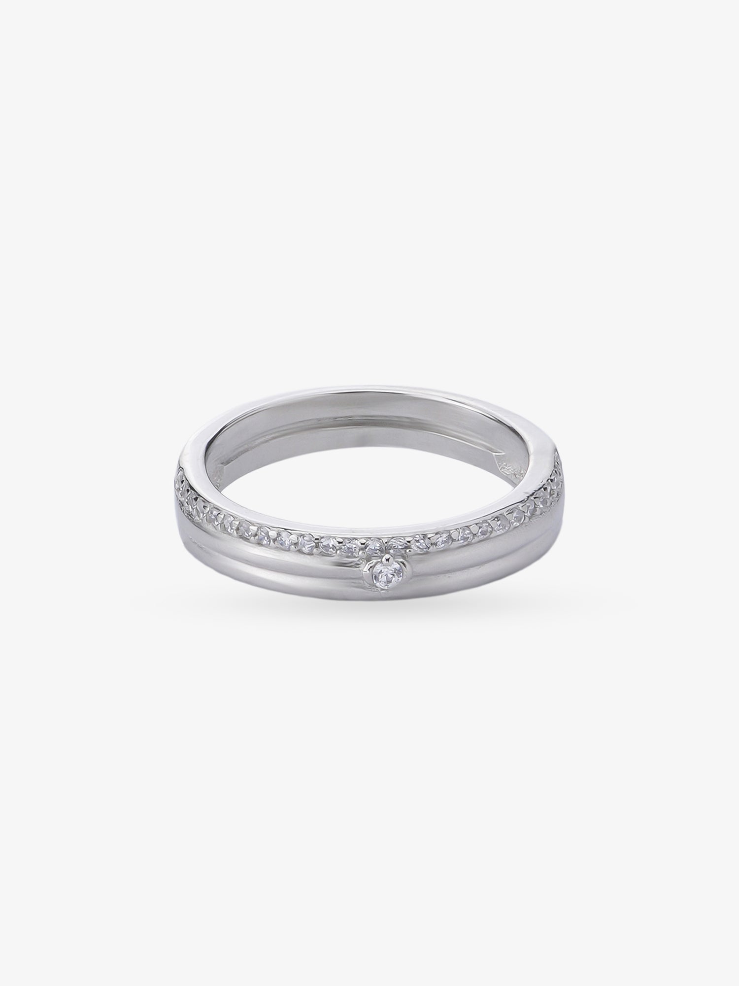 SIJA 925 Sterling Silver Classic Band Women Ring jewellery full front hero view elegant accessory for women