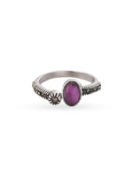 Detailed close up of SIJA 925 Silver Classic Ruby Stone Antique Toe Ring showing oxidised floral design with ruby stone centerpiece