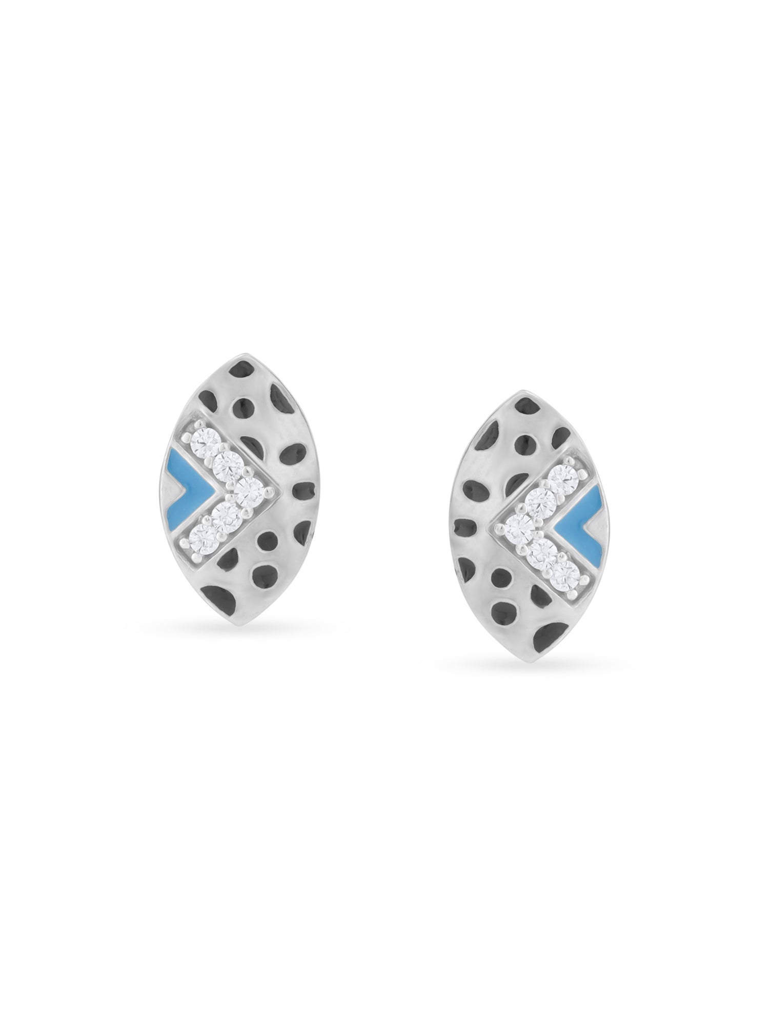 Detailed close up of SIJA Ellipse V Stone Stud showing sparkling V‑shaped stone arrangement with premium silver craftsmanship