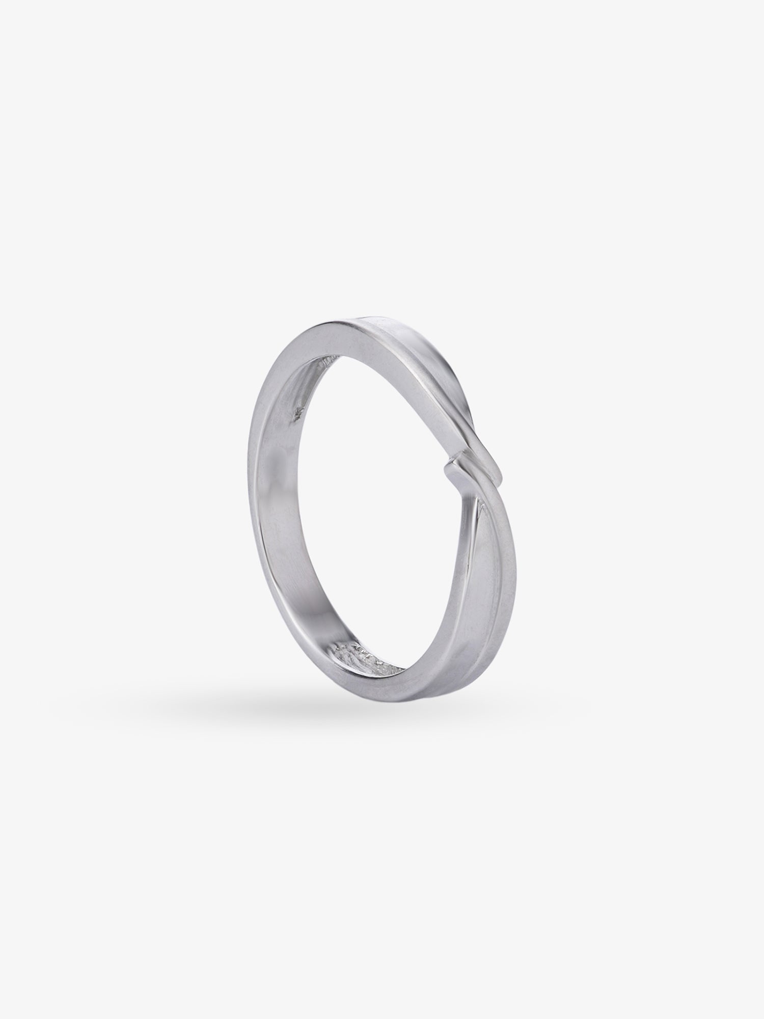 Side profile of SIJA 925 sterling silver Embrace Women Ring showing polished edges and durable sterling silver construction