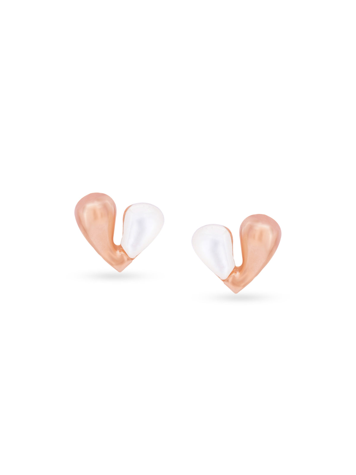Detailed close up of SIJA 925 Silver Glow Pearl Heart Stud showing luminous pearl set in delicate heart motif