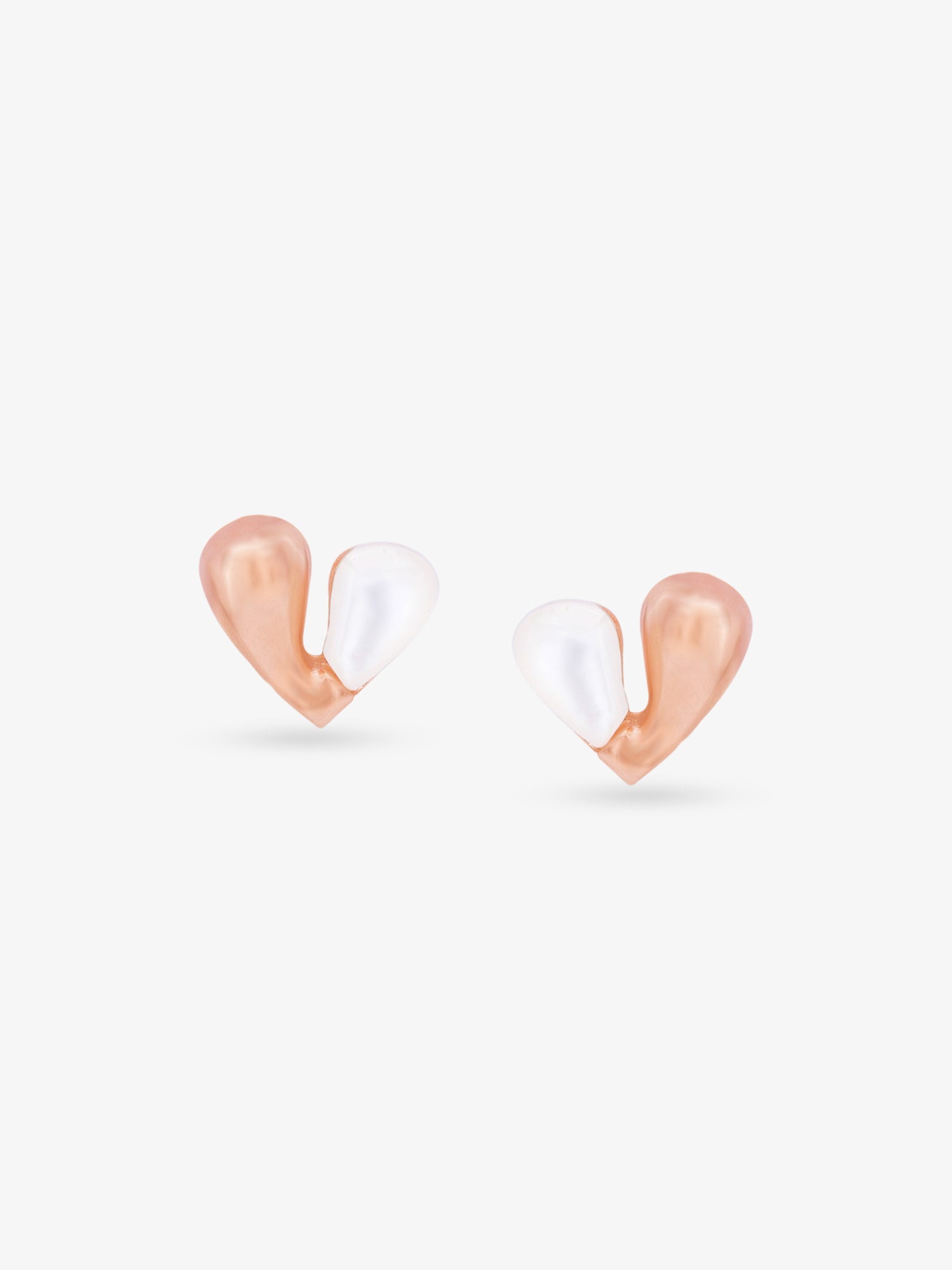 SIJA 925 Silver Glow Pearl Heart Stud elegant sterling silver jewellery accessory front view