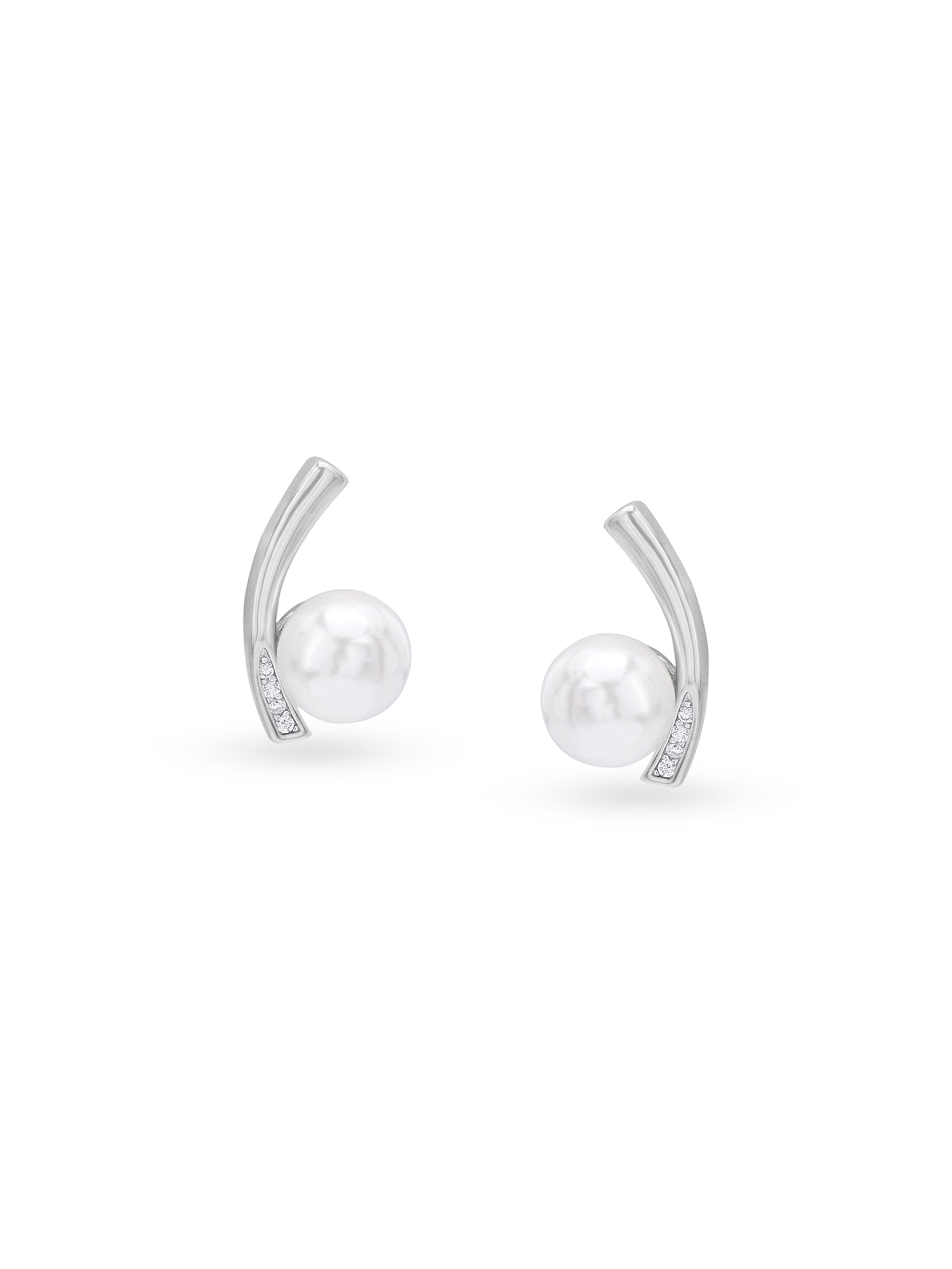 Detailed close up of SIJA 925 Silver Luminous Arc Pearl Stud showing luminous pearl set in sleek silver arc design