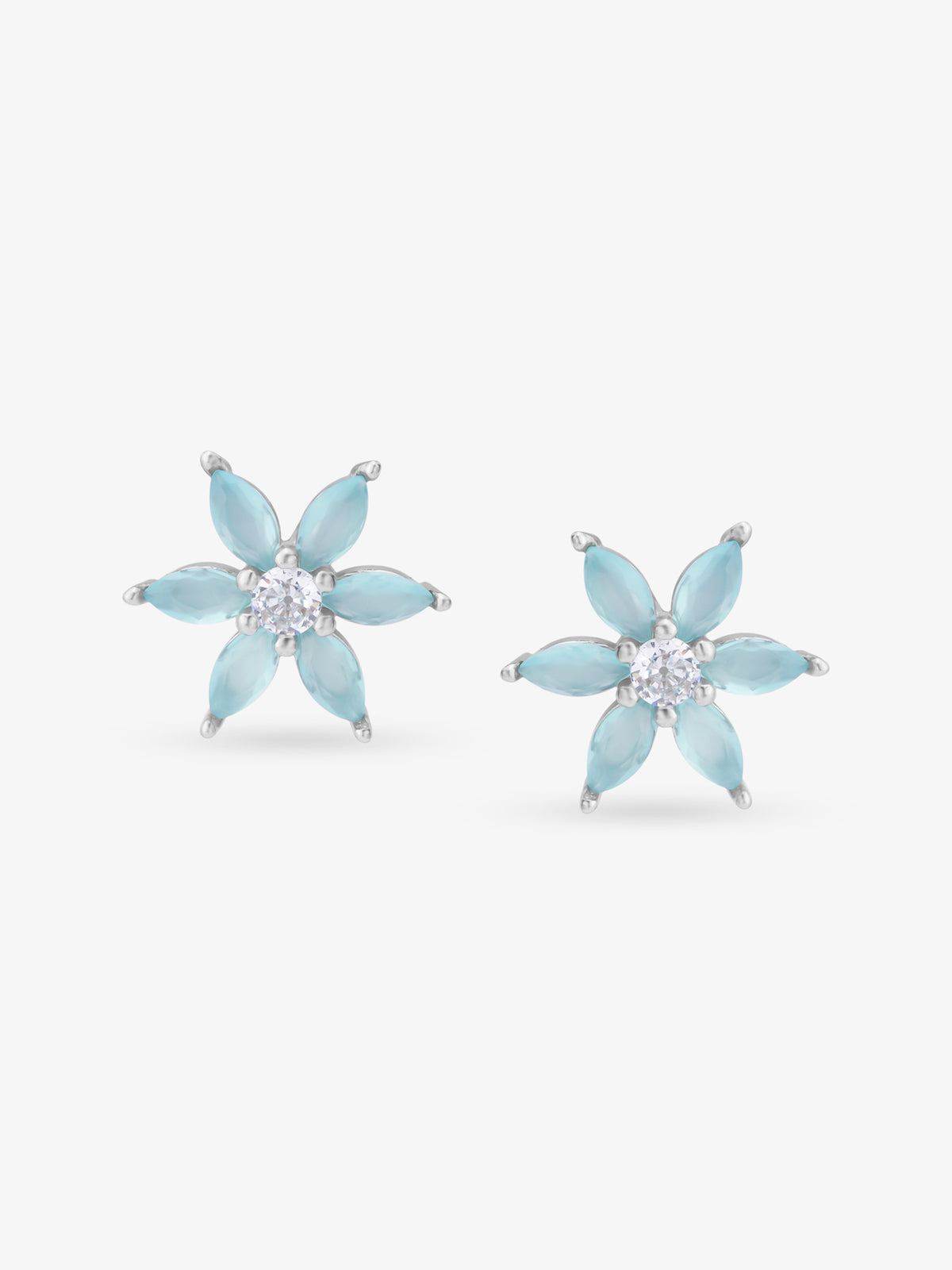 SIJA 925 Silver Leaf Stud elegant sterling silver womens jewellery accessory front view