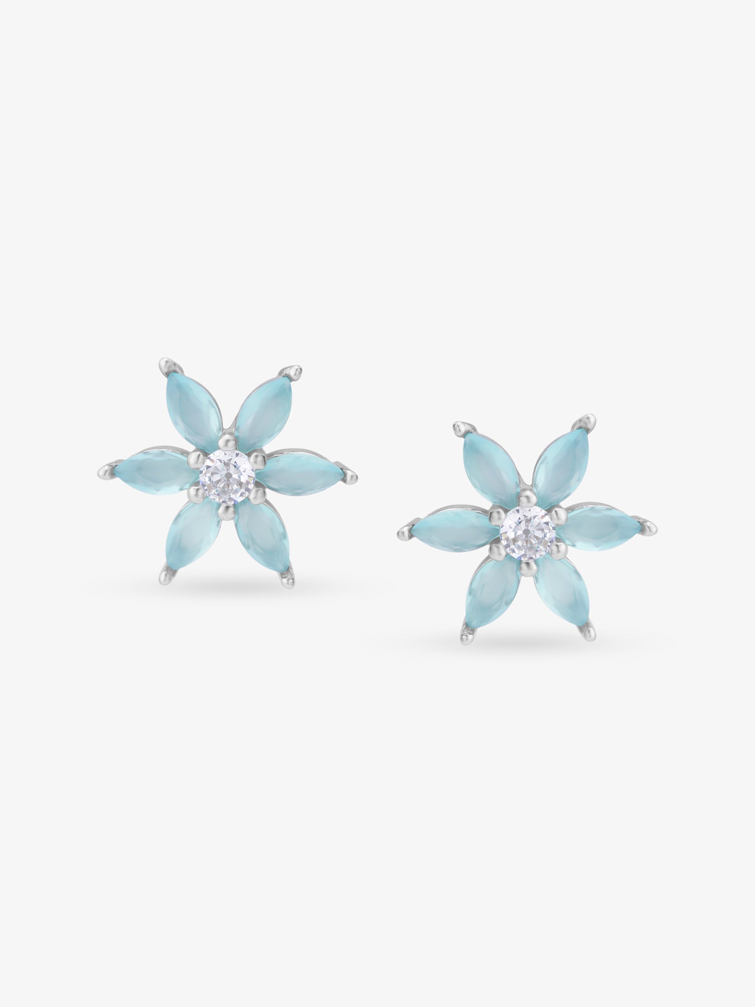 SIJA 925 Silver Leaf Stud elegant sterling silver womens jewellery accessory front view