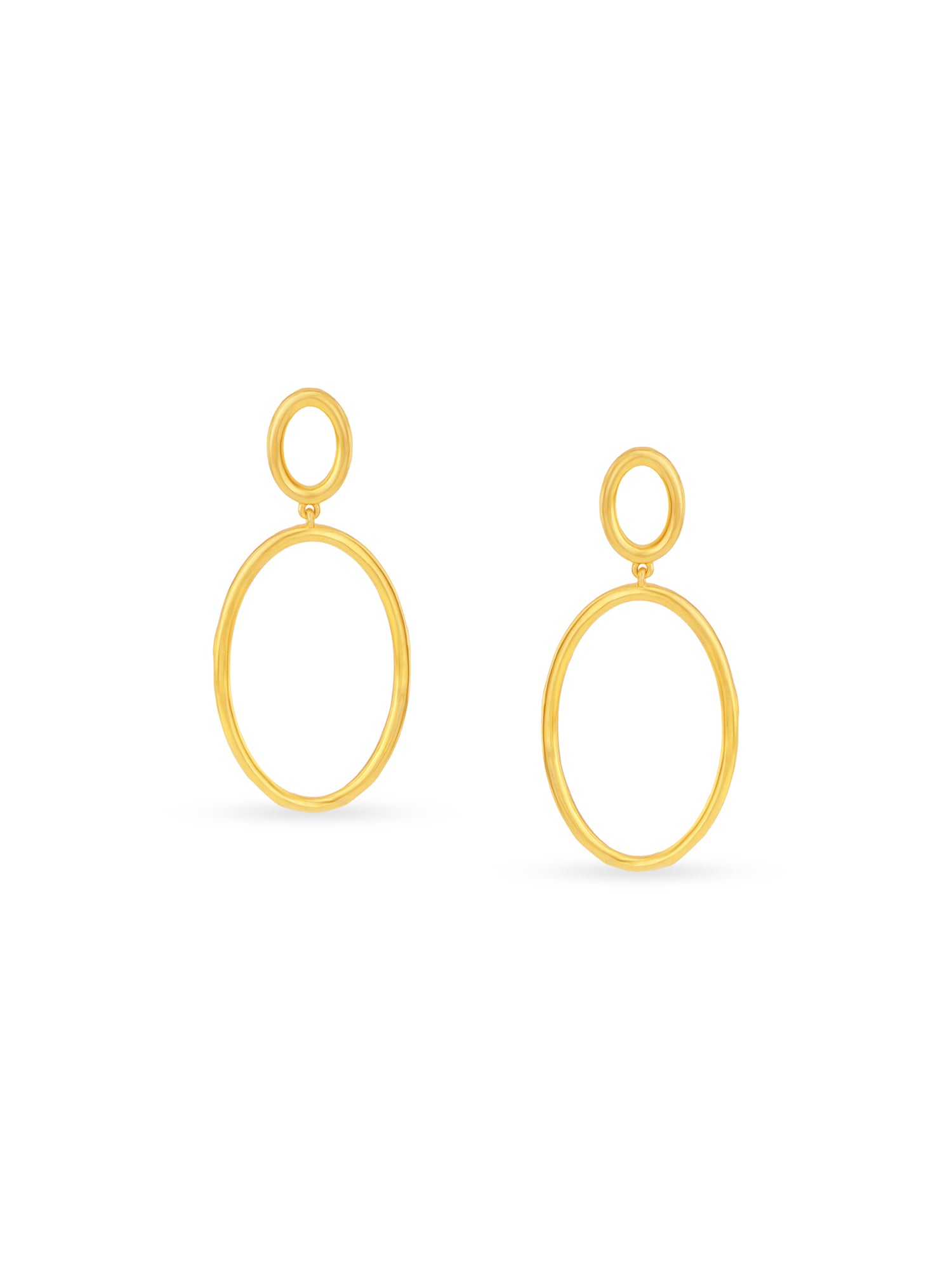 Detailed close up of SIJA 925 Silver O Ring Earrings showing minimalist round hoop design in sterling silver