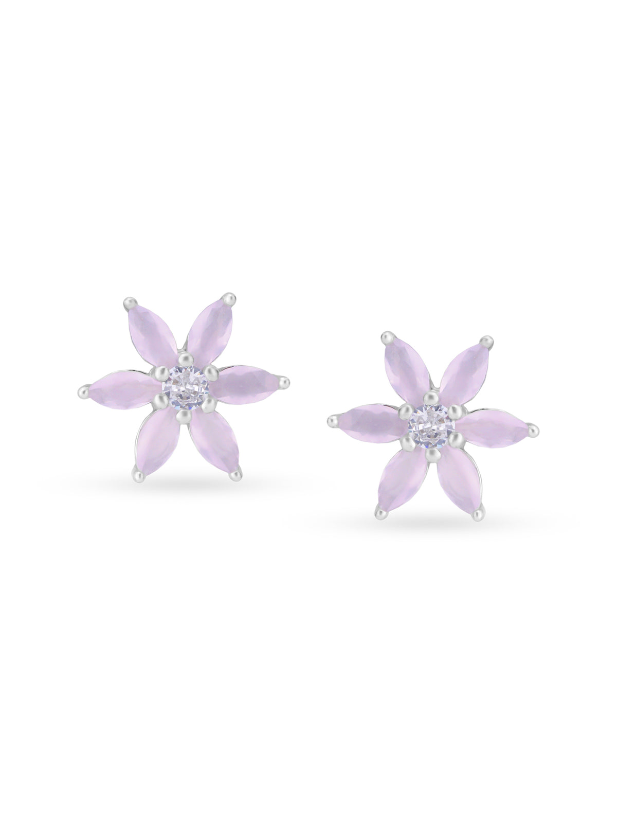 Detailed close up of SIJA Leaf Stud showing delicate leaf motif and premium silver craftsmanship