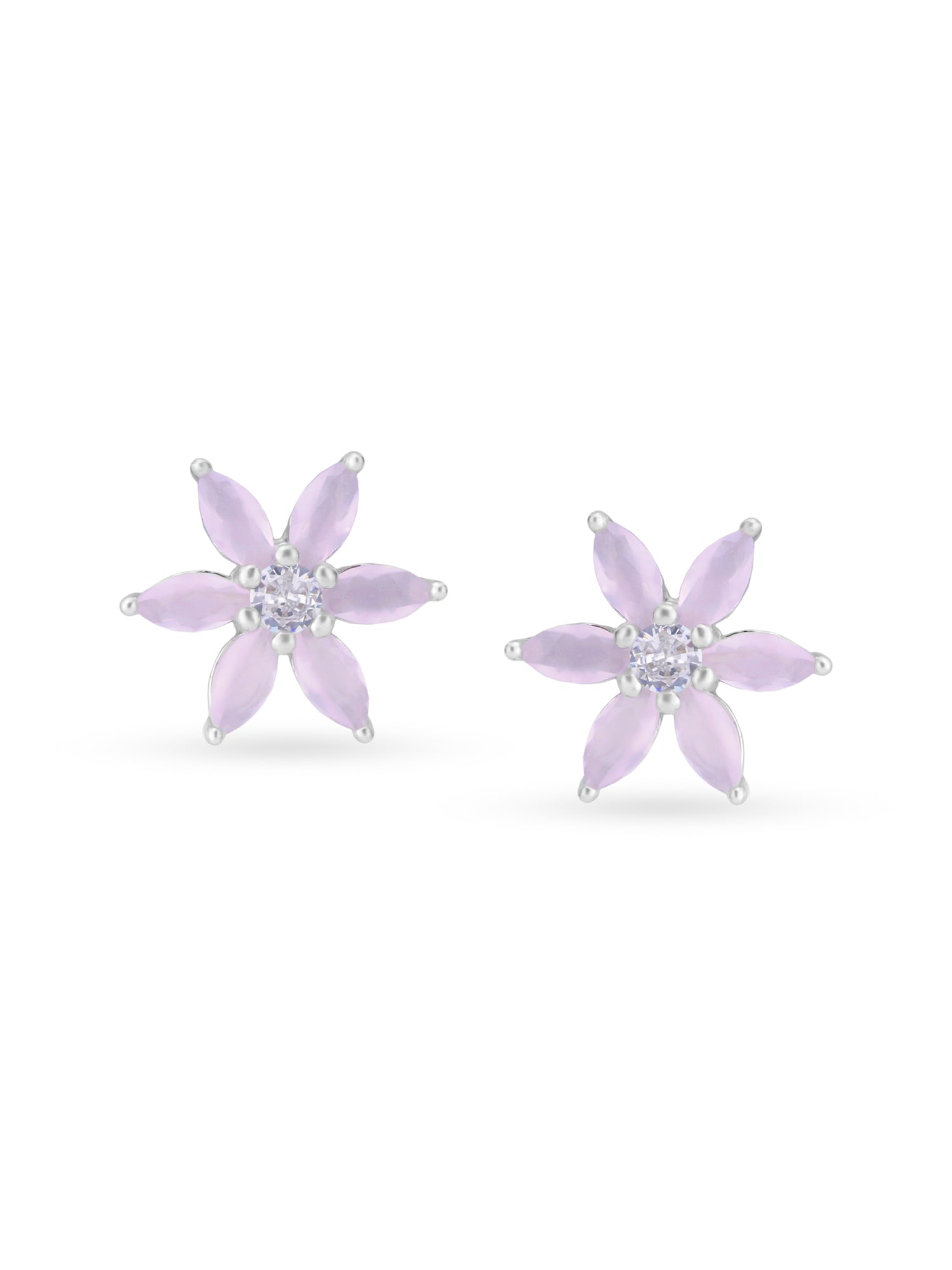 Detailed close up of SIJA Leaf Stud showing delicate leaf motif and premium silver craftsmanship