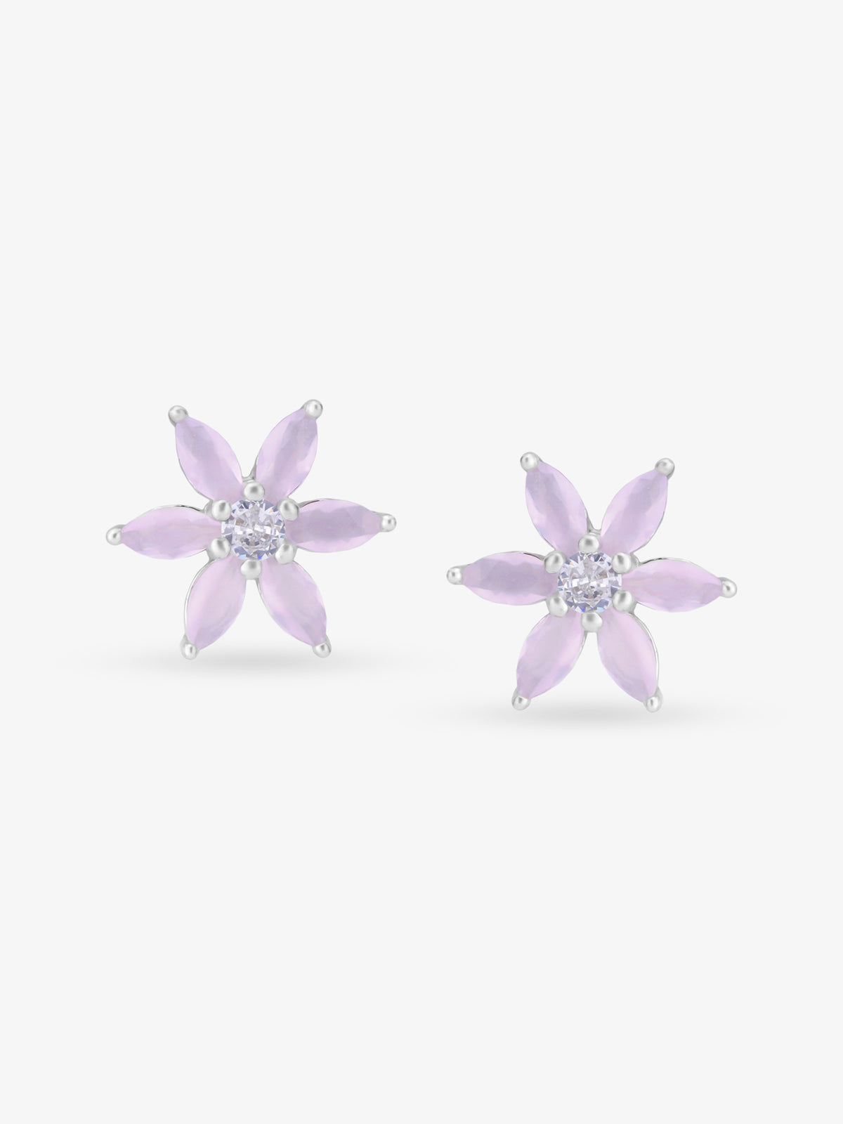 SIJA 925 Silver Leaf Stud elegant sterling silver womens jewellery accessory front view