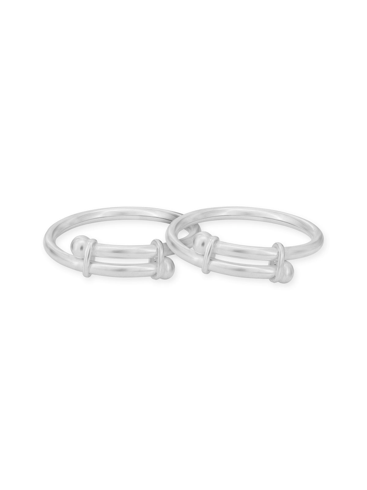 Detailed close up of SIJA 925 Silver Plain Kids Bracelet highlighting smooth silver craftsmanship