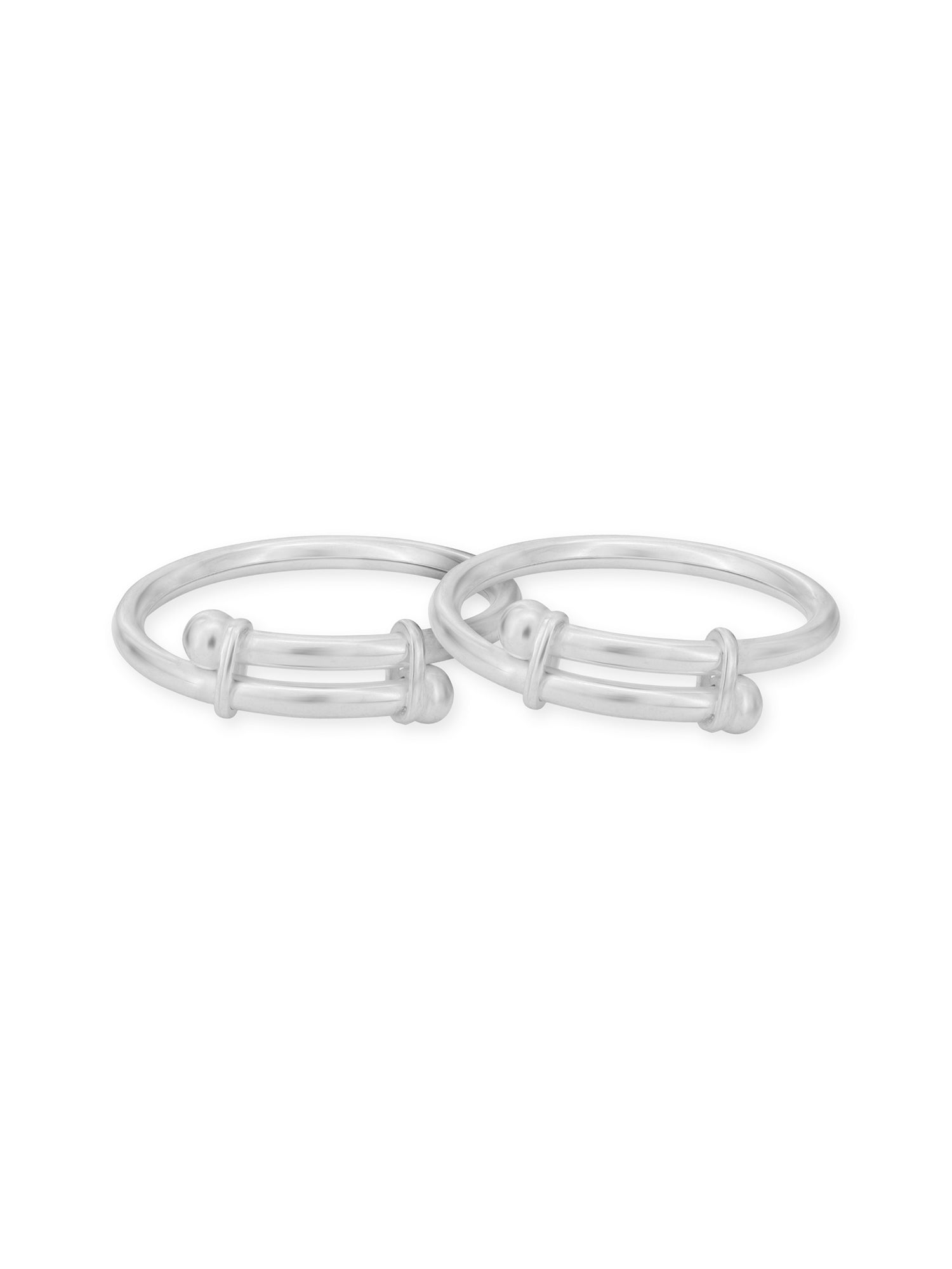 Detailed close up of SIJA 925 Silver Plain Kids Bracelet highlighting smooth silver craftsmanship