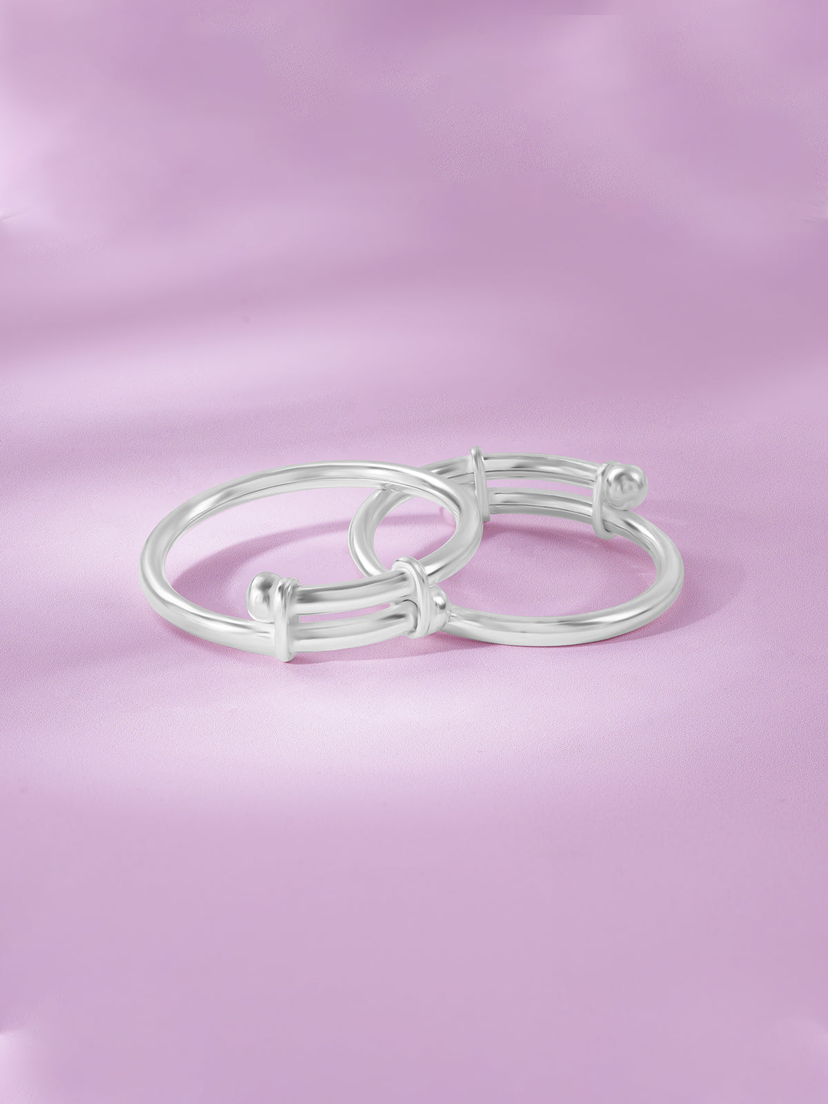 Detailed close up of SIJA 925 Silver Plain Kids Bracelet highlighting smooth silver craftsmanship
