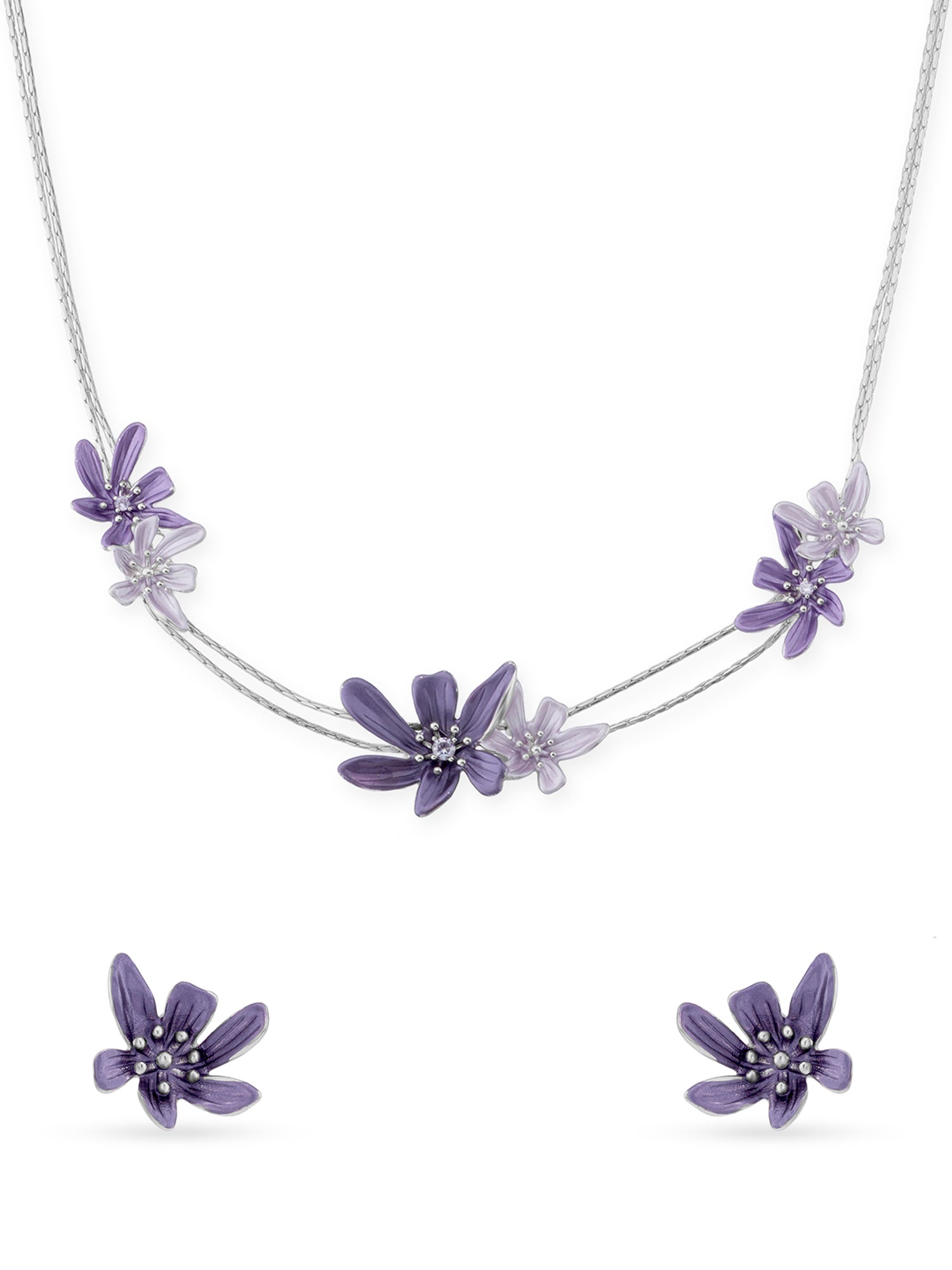 Close‑up of SIJA 925 silver Flower Necklace showing intricate floral detailing handcrafted sterling silver jewellery timeless accessory