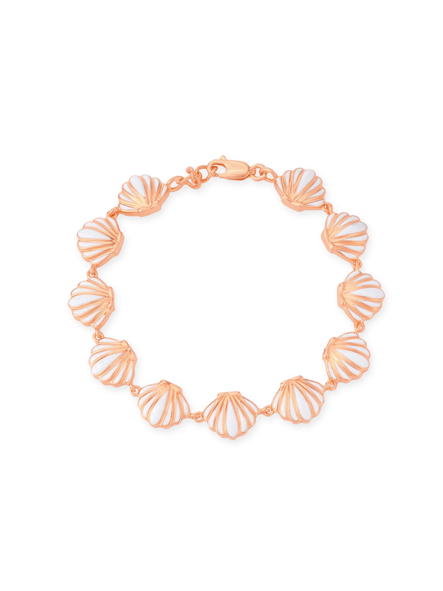 Detailed close up of SIJA 925 Silver Shell Bracelet highlighting shell charm craftsmanship