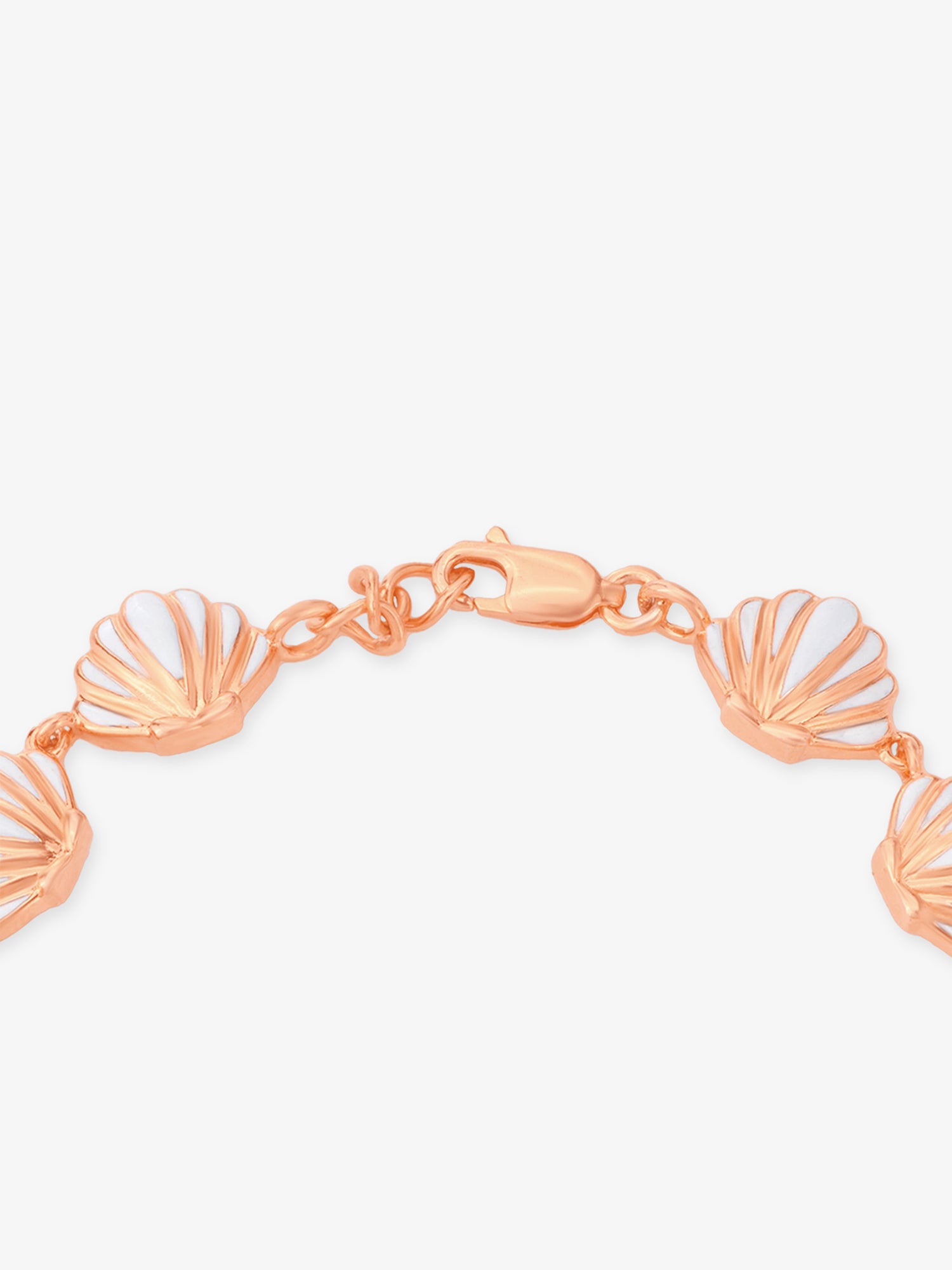 Side profile of SIJA 925 Silver Shell Bracelet showing durable sterling silver chain artistry