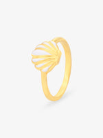 Side profile of SIJA 925 Silver Shell Ring showing durable sterling silver band and polished finish