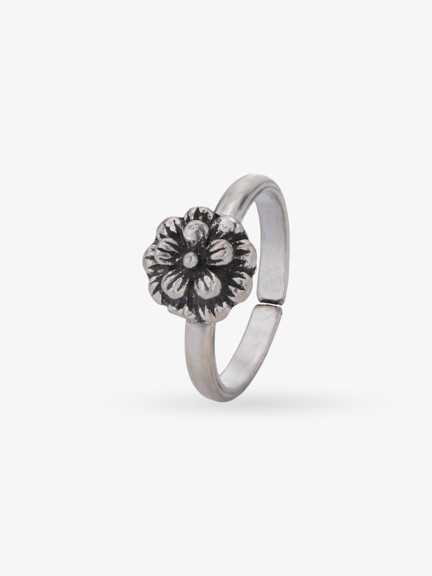 SIJA 925 Silver Floral Bloom Toe Ring oxidised silver jewellery elegant front view traditional accessory for women