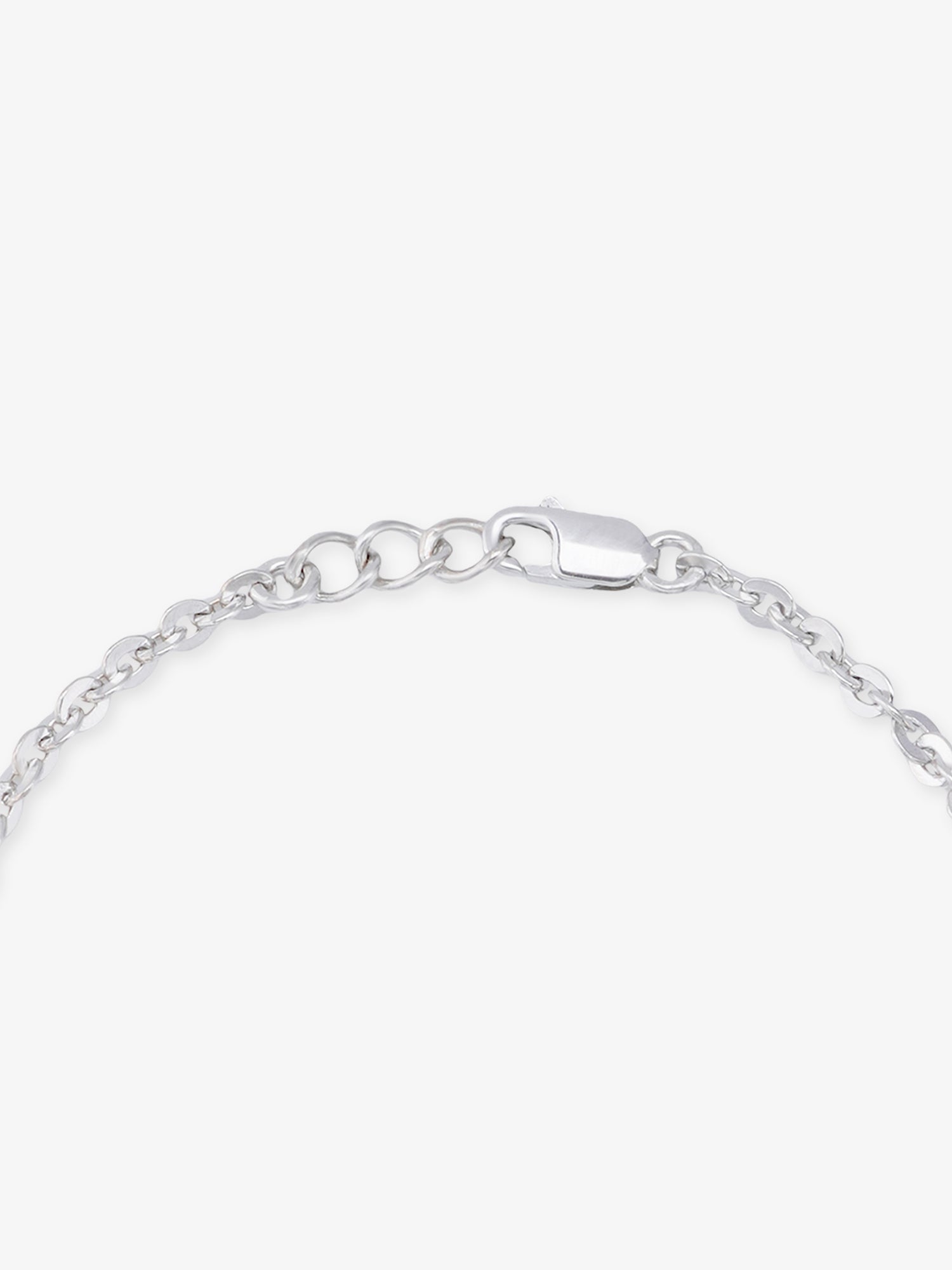 Side profile of SIJA 925 Silver Textured Cube Chain Bracelet sterling silver jewellery elegant accessory durable construction polished edges