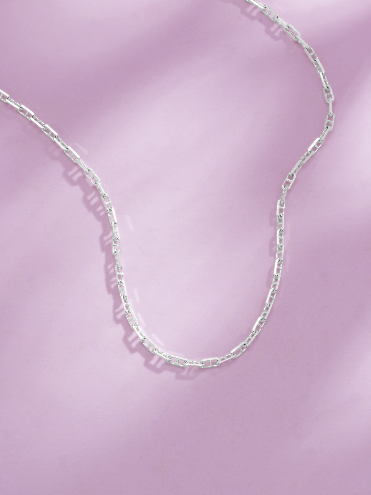 Detailed close up of SIJA 925 Silver Thin Twisted Marina Link Chain showing twisted marina links and handcrafted silver finish