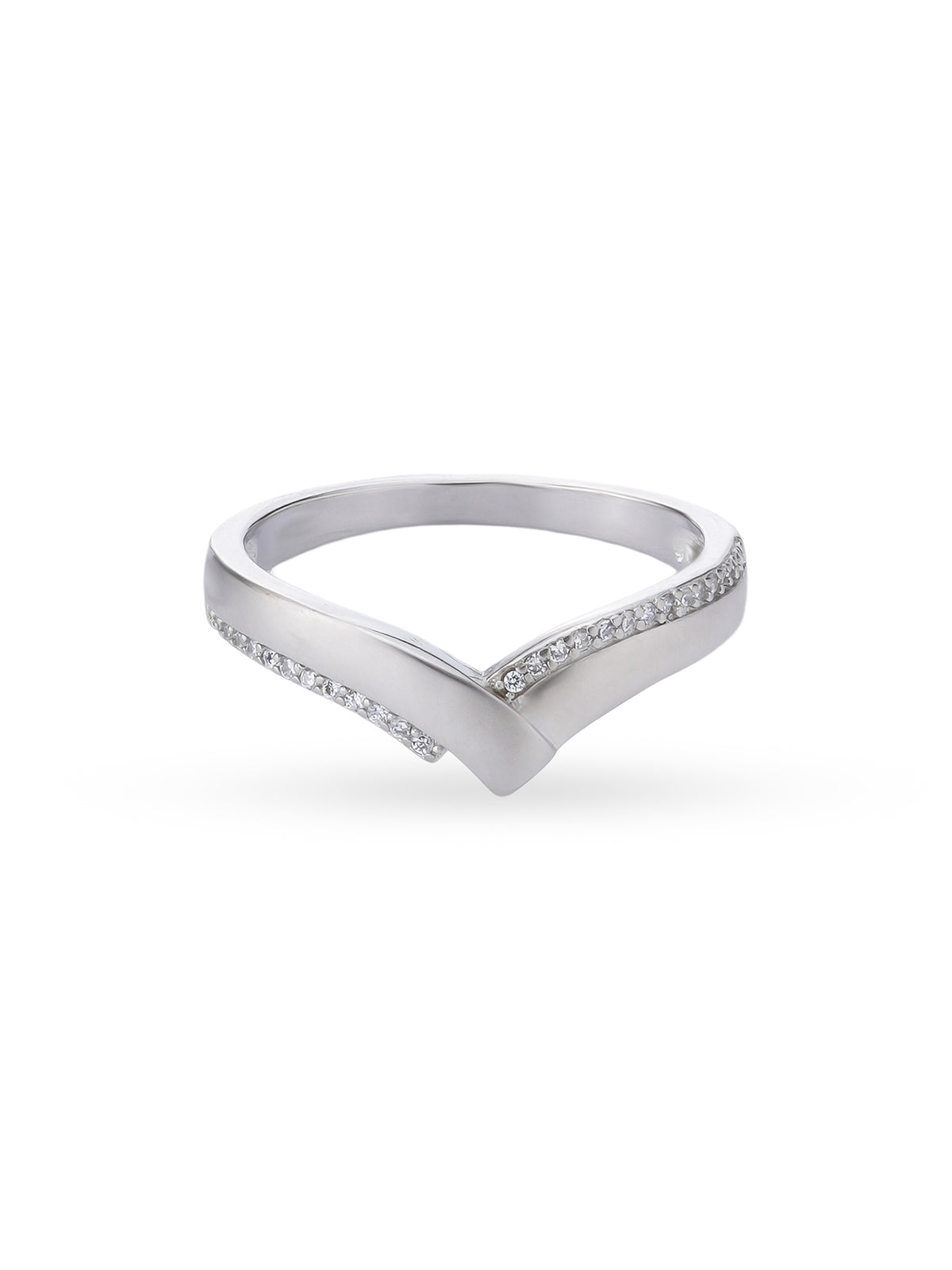 Detailed view of SIJA 925 sterling silver Wishbone Men Ring band profile highlighting smooth finish and modern craftsmanship